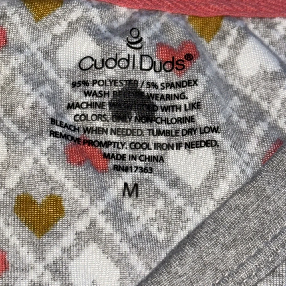 Cuddl Duds Two Pc Pajamas Top Pants Heart Print Women's Size‎ M